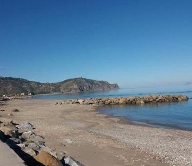 Falcone Bed & Breakfast | B&B La Casa Du Barone