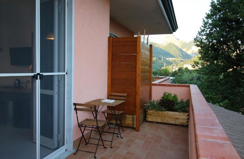 Carrara Bed & Breakfast | B & B LA MARMIFERA