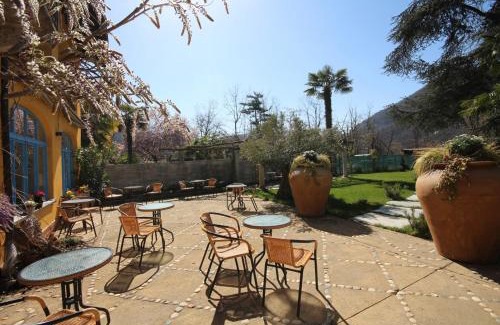 Croglio Bed & Breakfast | B&B Romantico Palazzo dei Ulivi