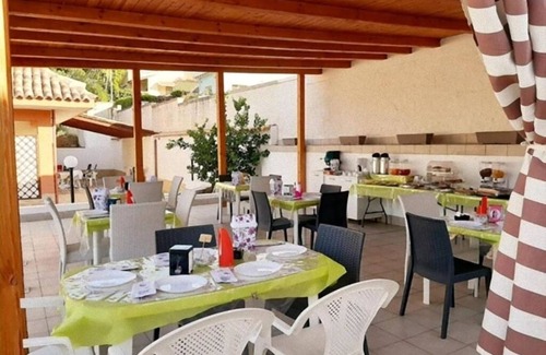Fontane Bianche House | B&B Villa Matari: Standard Family Room x 4 Persons