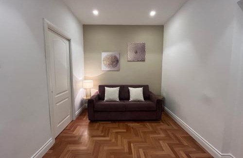 Vomero Bed & Breakfast | B&B Villa Sant'Elmo con parcheggio interno