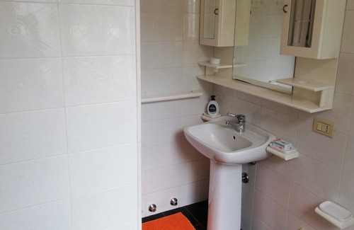 Bovara Bed & Breakfast | B&B with double bedroom and en suite bathroom in Campello sul Clitunno