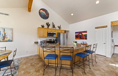 Moab South Valley Apartment | B1- Hidden Valley Villa I Large Patio I Pool & Hot Tub
