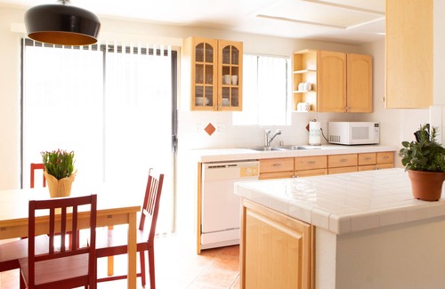 Desert Hot Springs Apartment | B1- Modern Spacious Desert Home 2BR