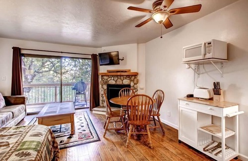 Yosemite West Condo | (B112) Studio Condominiums