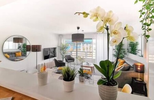 Les Sablettes Apartment | B7-The Sunset Residence La Fontaine, Le Coucher de Soleil Residence La Fontaine