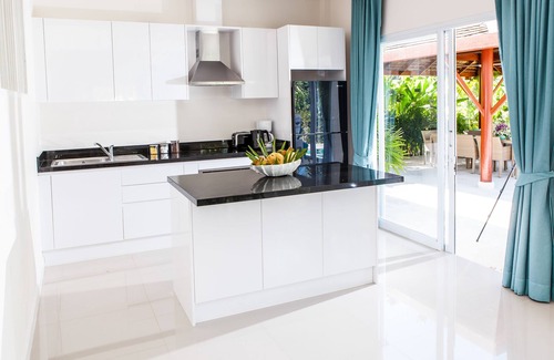 Hua Thanon Villa | Baan Khwam Rak