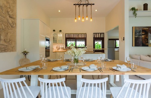 Bophut Villa | Baan Lily A Spacious 5 bedroom Villa With Pool and Jacuzzi, gym and games room