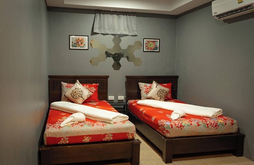 Phuket House | Baan Paea Guest House