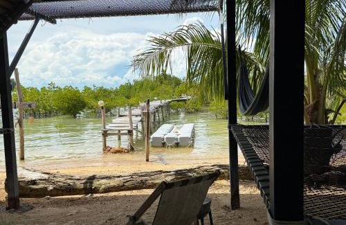 Ko Phaluai House | Baan Plai Laem Homestay at Koh Paluay