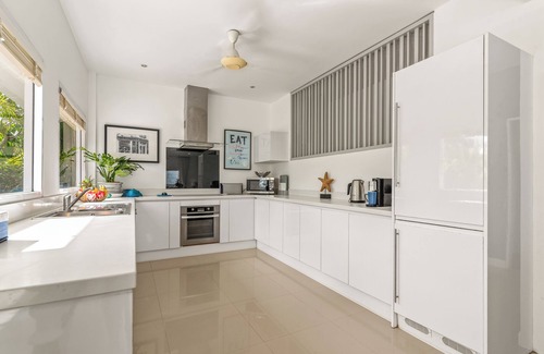 Hua Thanon Villa | Baan Rim Haad