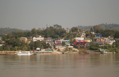 Chiang Khong House | Baan Rimtaling Guest House