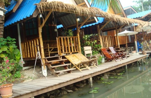 Pak Tho House | Baan Suanaomsuk