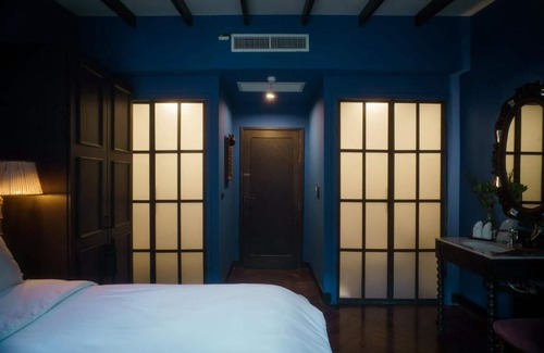 Wat Bowon Niwet Hotel | Baan Tuk Din Hotel