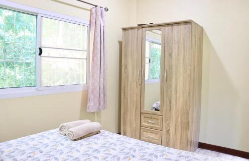 Ko Chang House | Baanrimklong bungalow