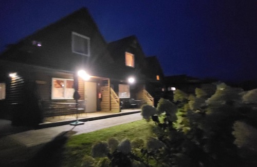 Sarbinowo Cabin | Baba Yaga Cottage – Peaceful Retreat with Sunset Views for Families and Couples