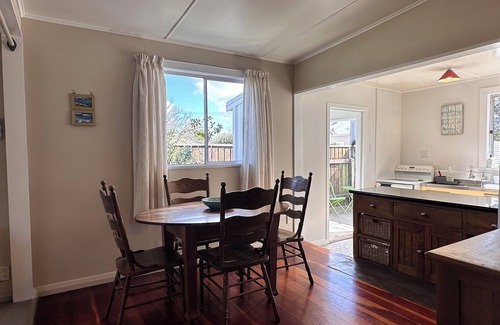 Westshore House | Bach Boy, Charlie. Kiwi Bach with location