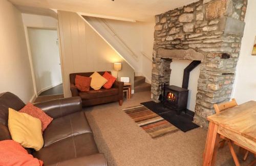 Kirkby Lonsdale House | Back Cottage
