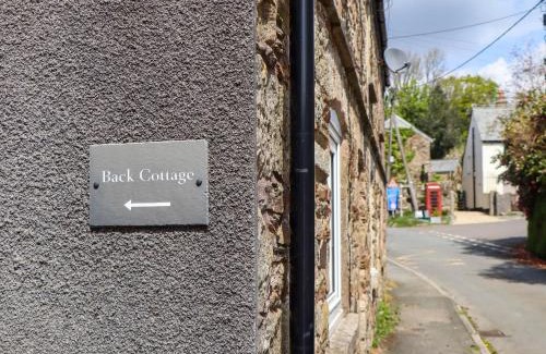 Walkhampton House | Back Cottage