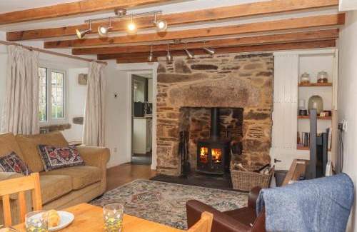 Walkhampton House | Back Cottage
