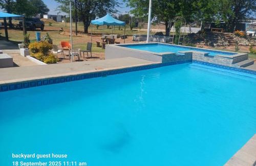 Greater Johannesburg Metropolitan Area Apartment | backyard guest house protea Glen ext 9 soweto