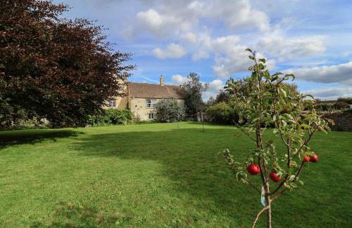 Badminton House | Badminton Farm Cottage