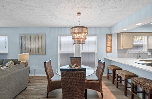 Sunnyside House | Bahama West – Beach Therapy, Pet Friendly, Gulf View, Beach Access, Free Golf