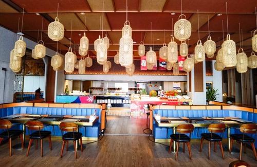 Yantai Hotel | bai na rui ting tian yue wan jiu dian