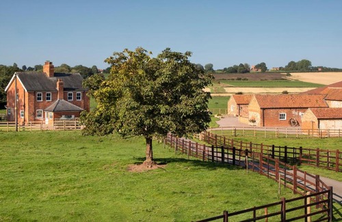 Horncastle Apartment | Bainvalley Cottages - Group Accommodation