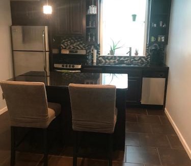 Bluefield Hotel | Baker's Hill Inn