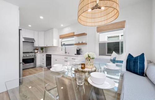 Balboa Island House | Balboa Island Getaway | Steps2Sand | Firepit | BBQ