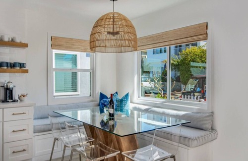 Balboa Island House | Balboa Island Getaway | Steps2Sand | Firepit | BBQ