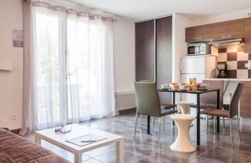 Latour-Bas-Elne Apartment | Balcony, 32-36m², Saint-Cyprien