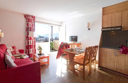 Autrans-Meaudre-en-Vercors Apartment | Balcony, parking, tv, 45-50m², Autrans