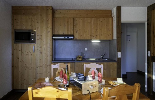 Autrans-Meaudre-en-Vercors Apartment | Balcony, parking, tv, 45-50m², Autrans