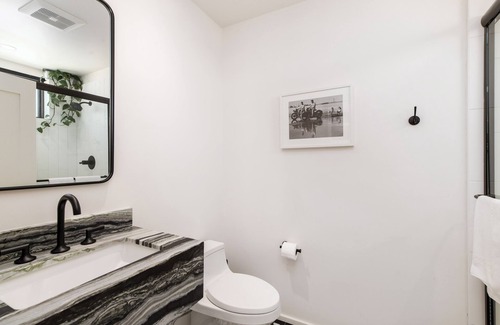 Townsite Hotel | Balcony Room 305 | The Brick Boutique Hotel