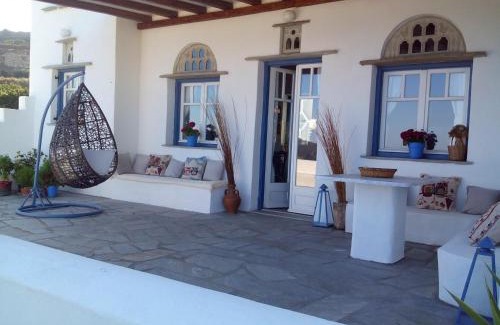 Tinos House | Balcony to the Aegean