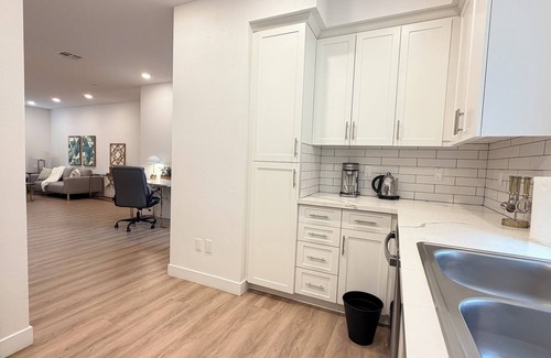 Baldwin Park House | Baldwin park 3B&4B House 30 mins DTLA