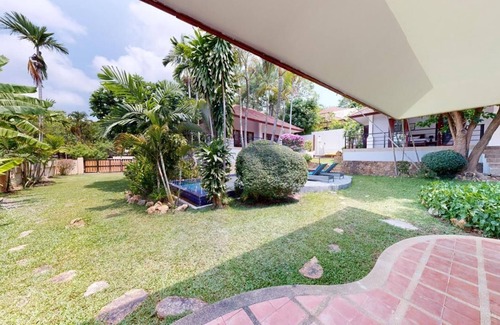 Choeng Mon Villa | Balinese-style villa for 6-8 people 800m from Choeng Mon beach