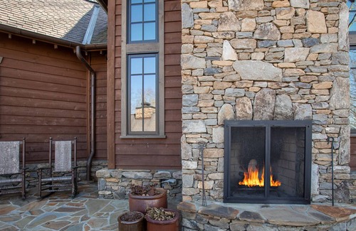 Sylva House | Balsam Mountain Retreat