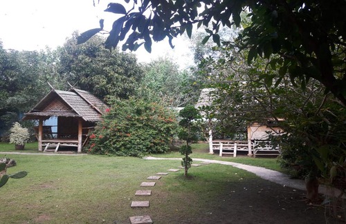 Nong Bua House | Ban Sabai Sabai Guest House