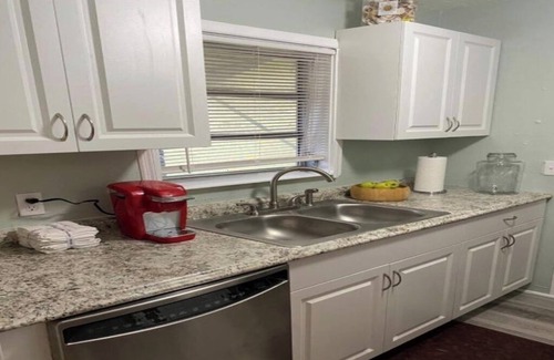 Lake Worth Corridor House | Banana Beach Resort