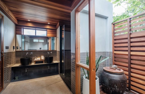 Chaweng City Center Hotel | Banana Fan Sea Resort