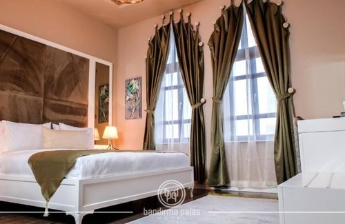 Bandirma Hotel | Bandırma Palas Hotel