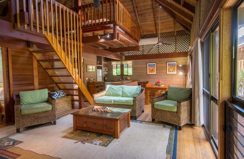 Mission Beach Villa | Banfield 3