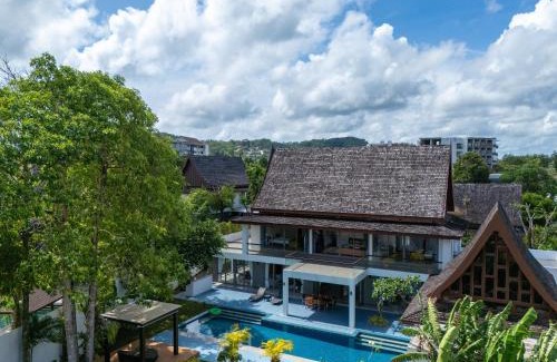 Choeng Thale Villa | Bang Tao 6-bedroom large private pool modern Balinese style leisure holiday villa BBQ family group the park