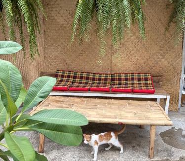 Phra Nakhon House | Bangkok Neighborhouse