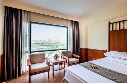 Makkasan Hotel | Bangkok Palace Hotel