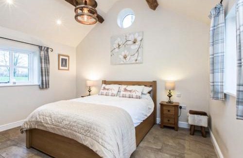 Crewe House | Bank House Barn