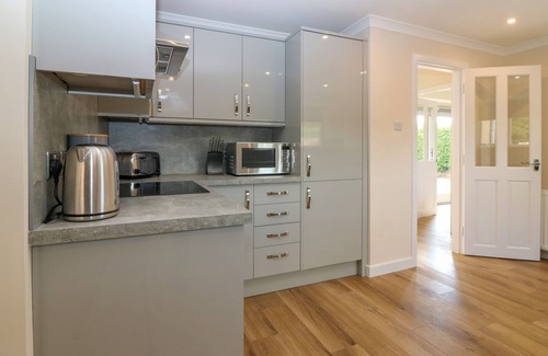 Forfar Cottage | BANKHEAD OF LOUR COTTAGE, pet friendly, with open fire in Forfar